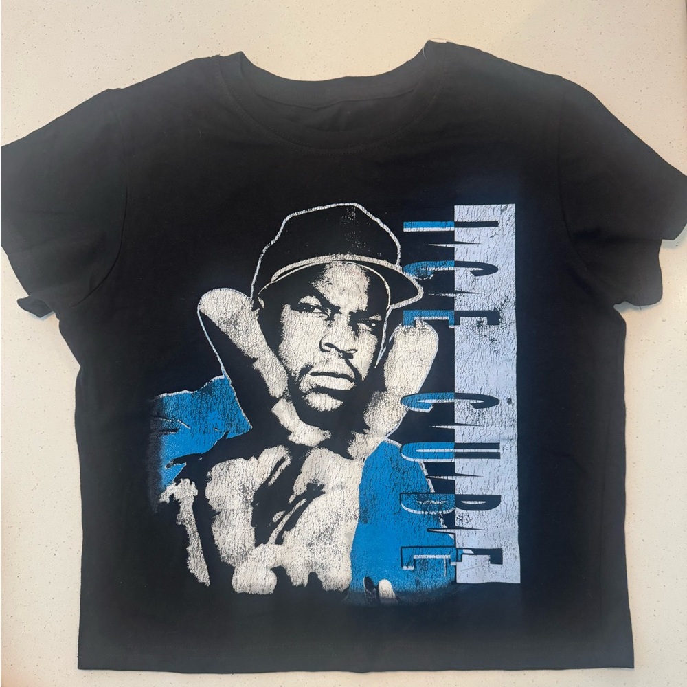 (C9) Girls Large Ice cube t-shirt NWOT